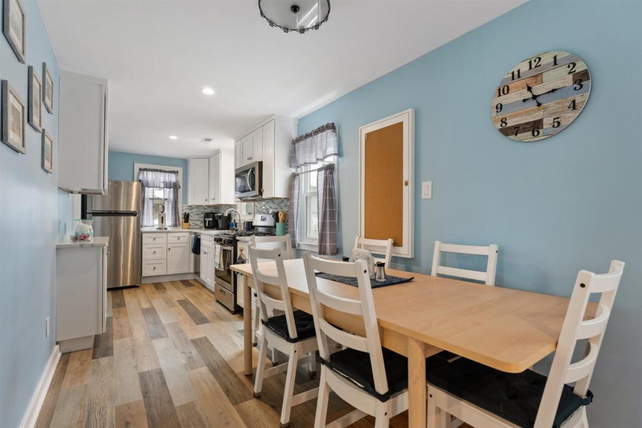 Newly Renovated 4 Bedroom Home Only 2 Blocks From The Beach! Wildwood Exterior foto