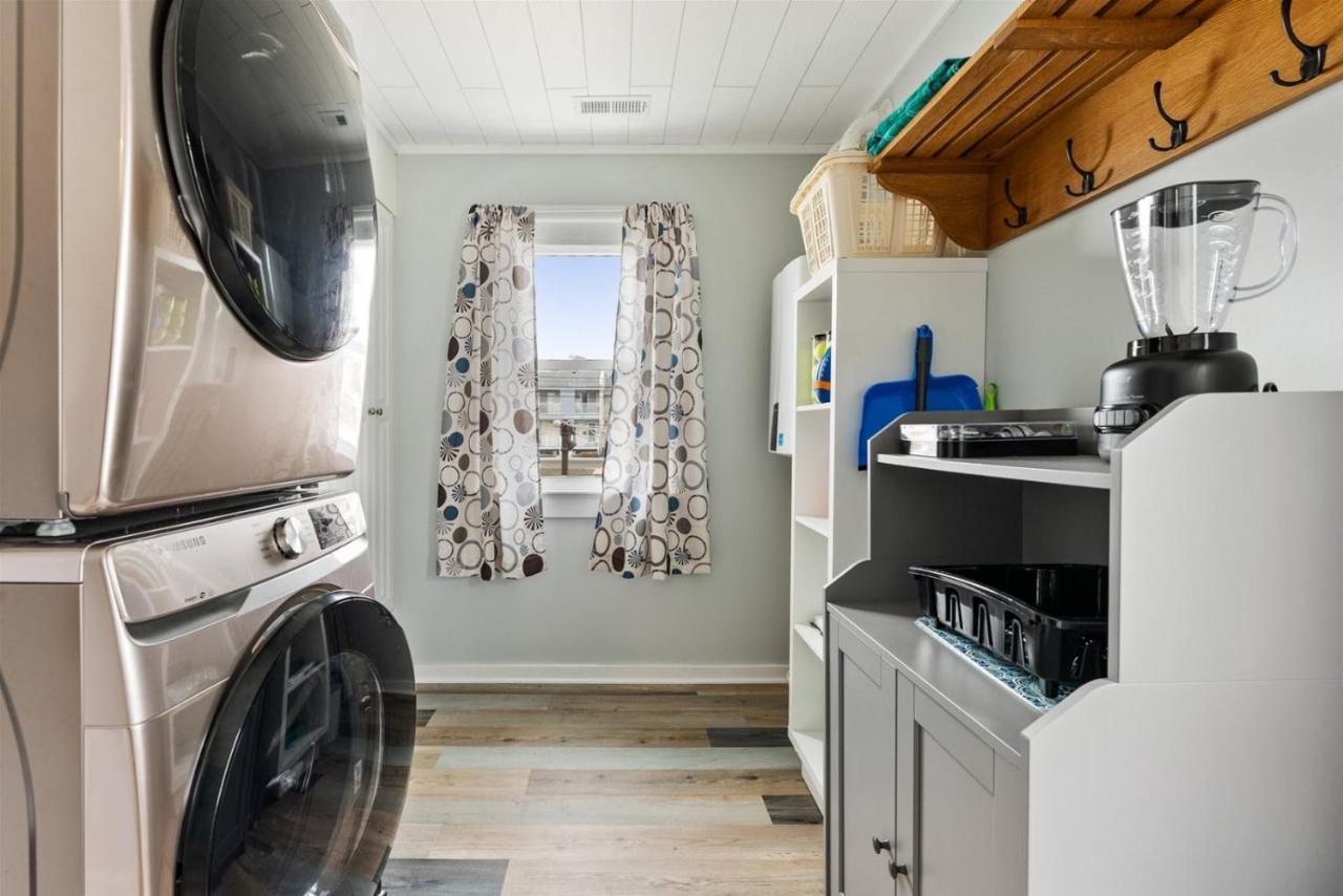 Newly Renovated 4 Bedroom Home Only 2 Blocks From The Beach! Wildwood Exterior foto