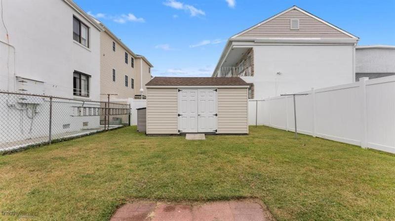 Newly Renovated 4 Bedroom Home Only 2 Blocks From The Beach! Wildwood Exterior foto